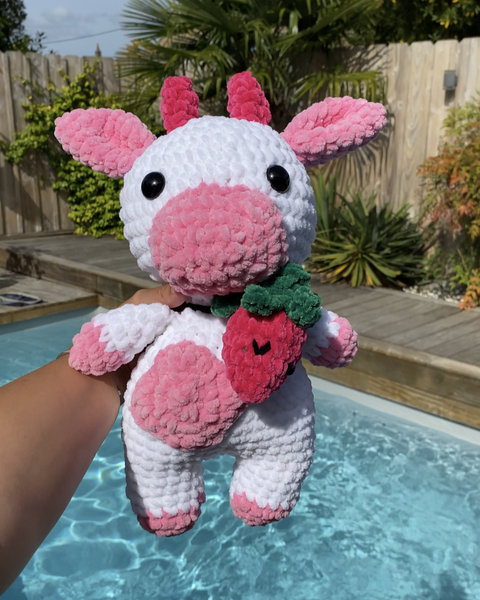 Pattern Strawberry cow (PDF)